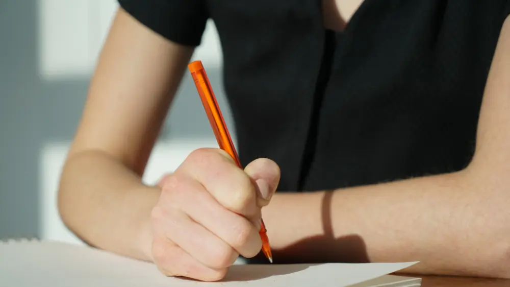 Differences between GL and CEM 11+ exams